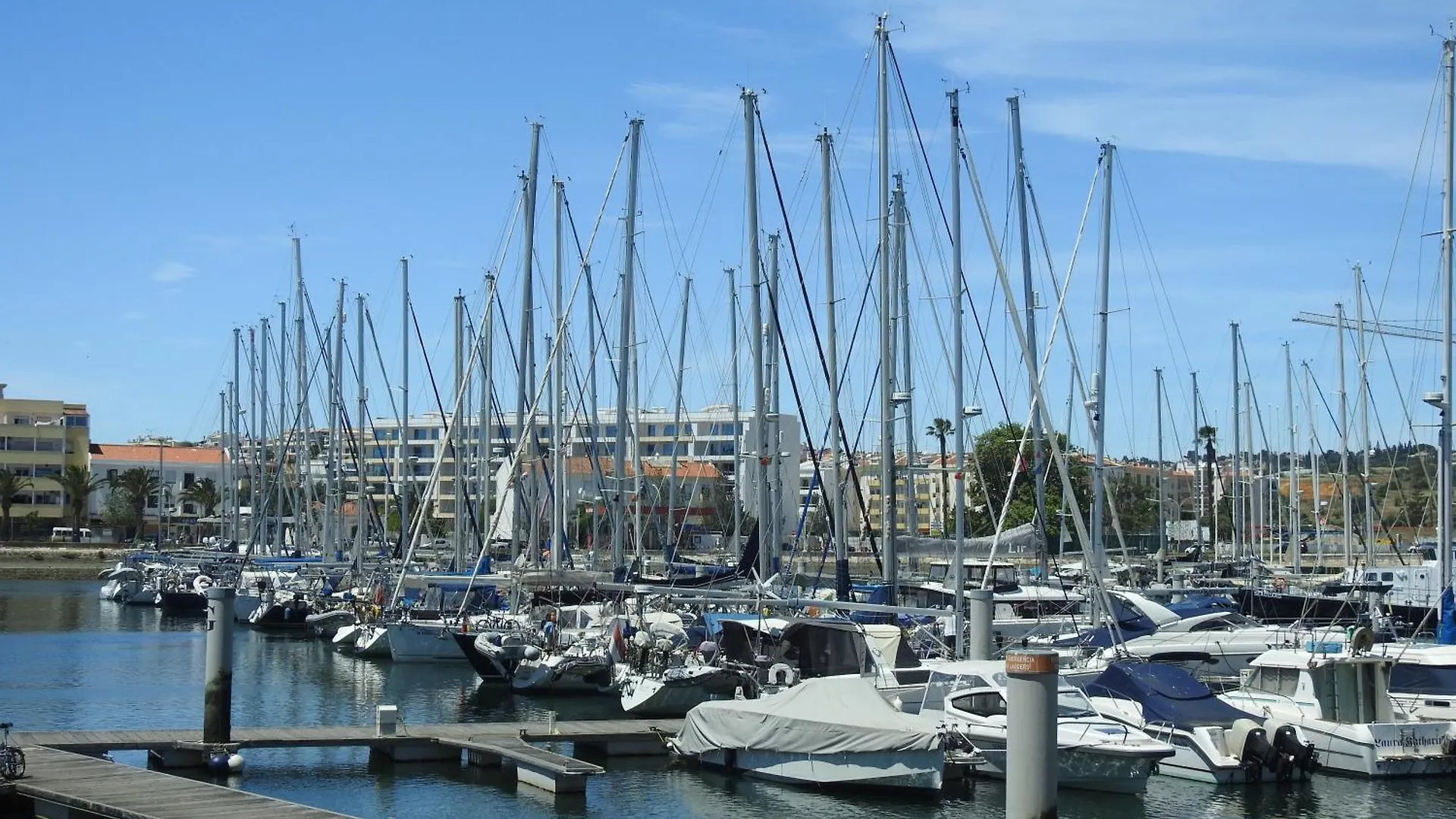 Apartment Lagos Factory Blue Marina De Lagos